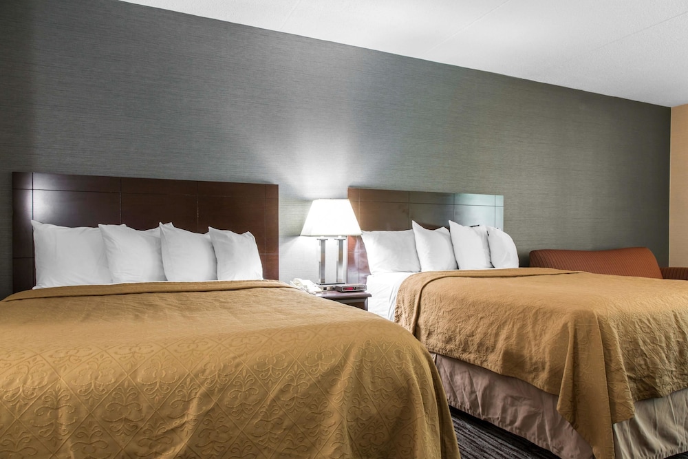 Quality Inn and Suites Danbury Near University 21/44