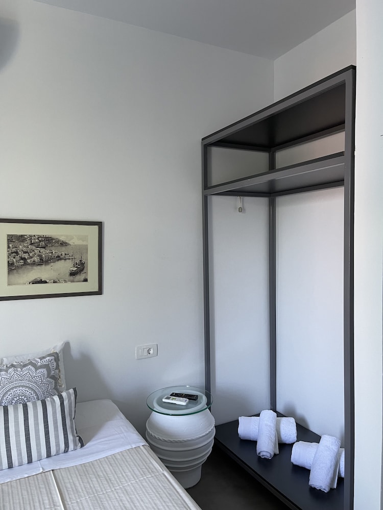 Niriides Apartaments 15/60