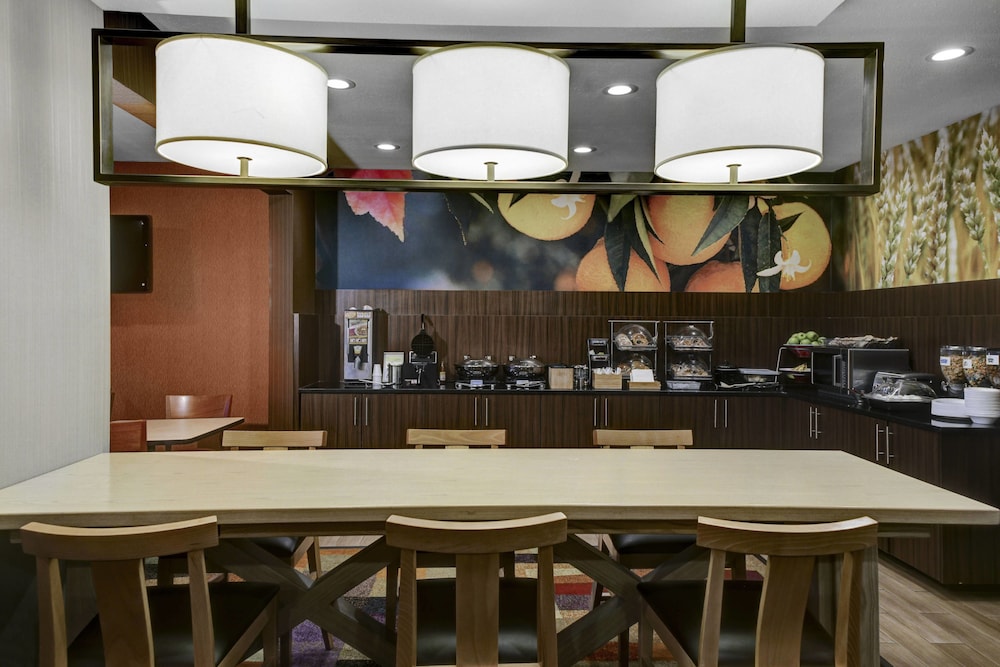 Fairfield Inn By Marriott Dothan 26/31