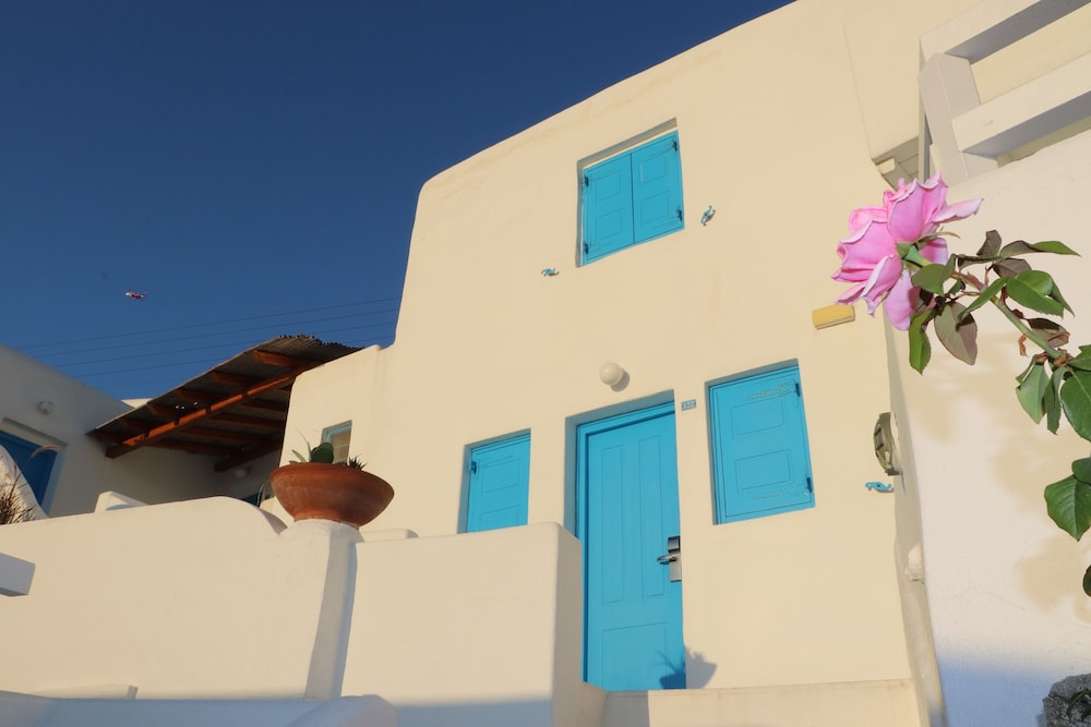 Madalena Hotel in MYKONOS