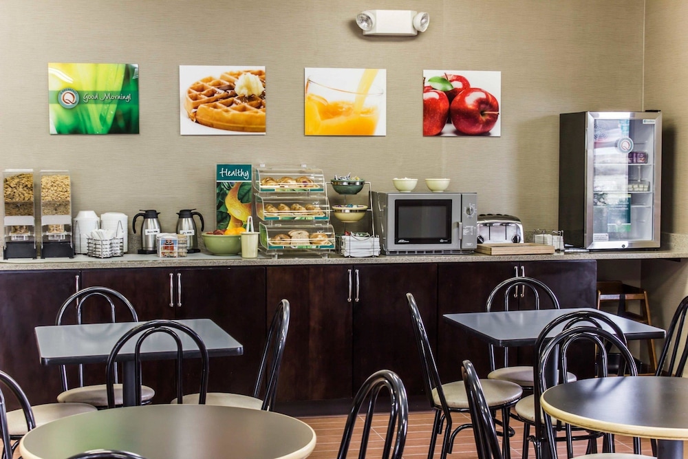 Quality Inn Kinston Hwy 70 27/33