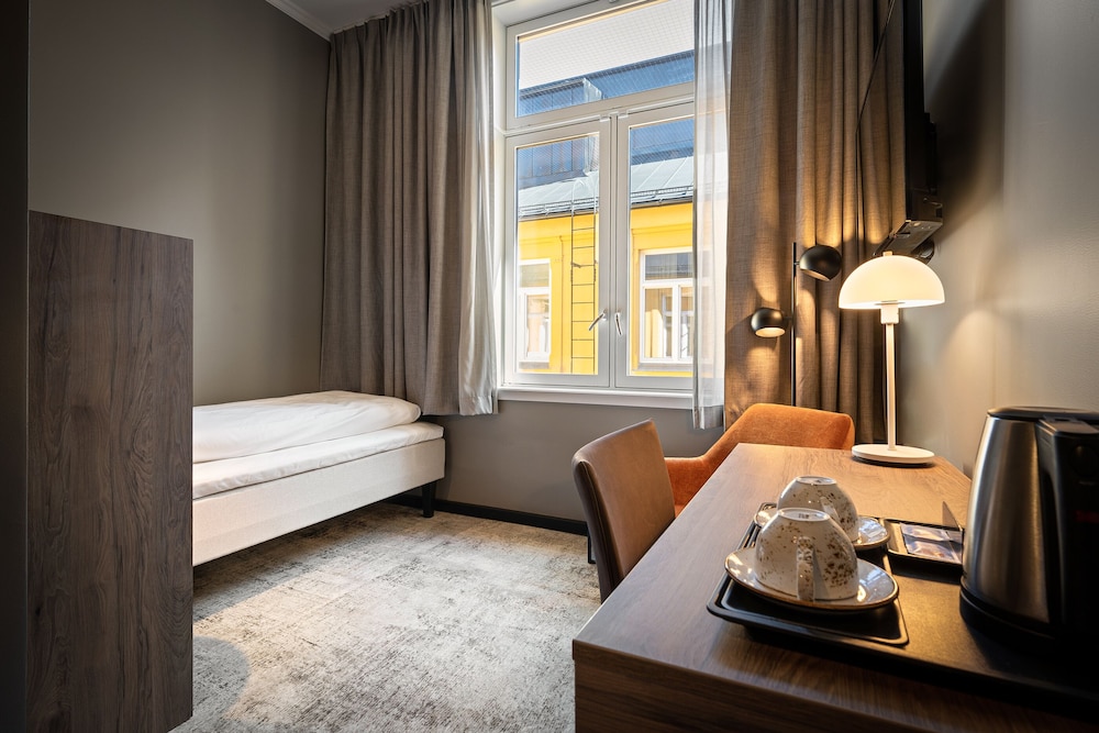Karl Johan Hotell 26/38