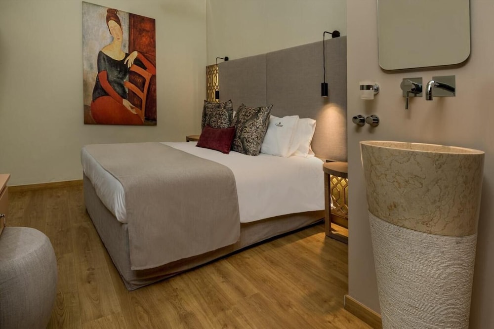 Contessa Boutique Hotel 26/65