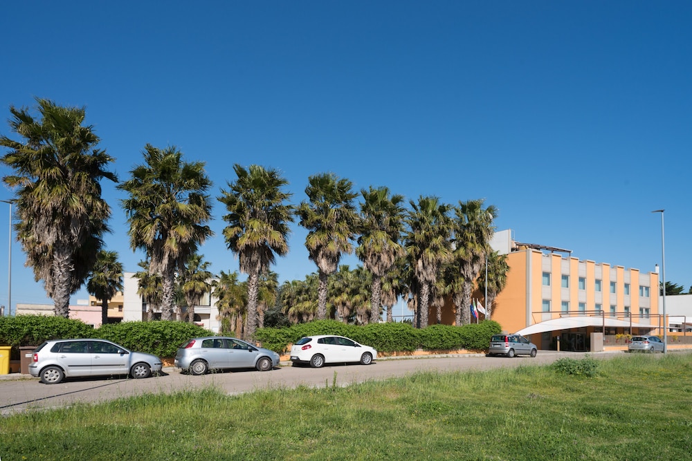 Sanlu Hotel 48/53