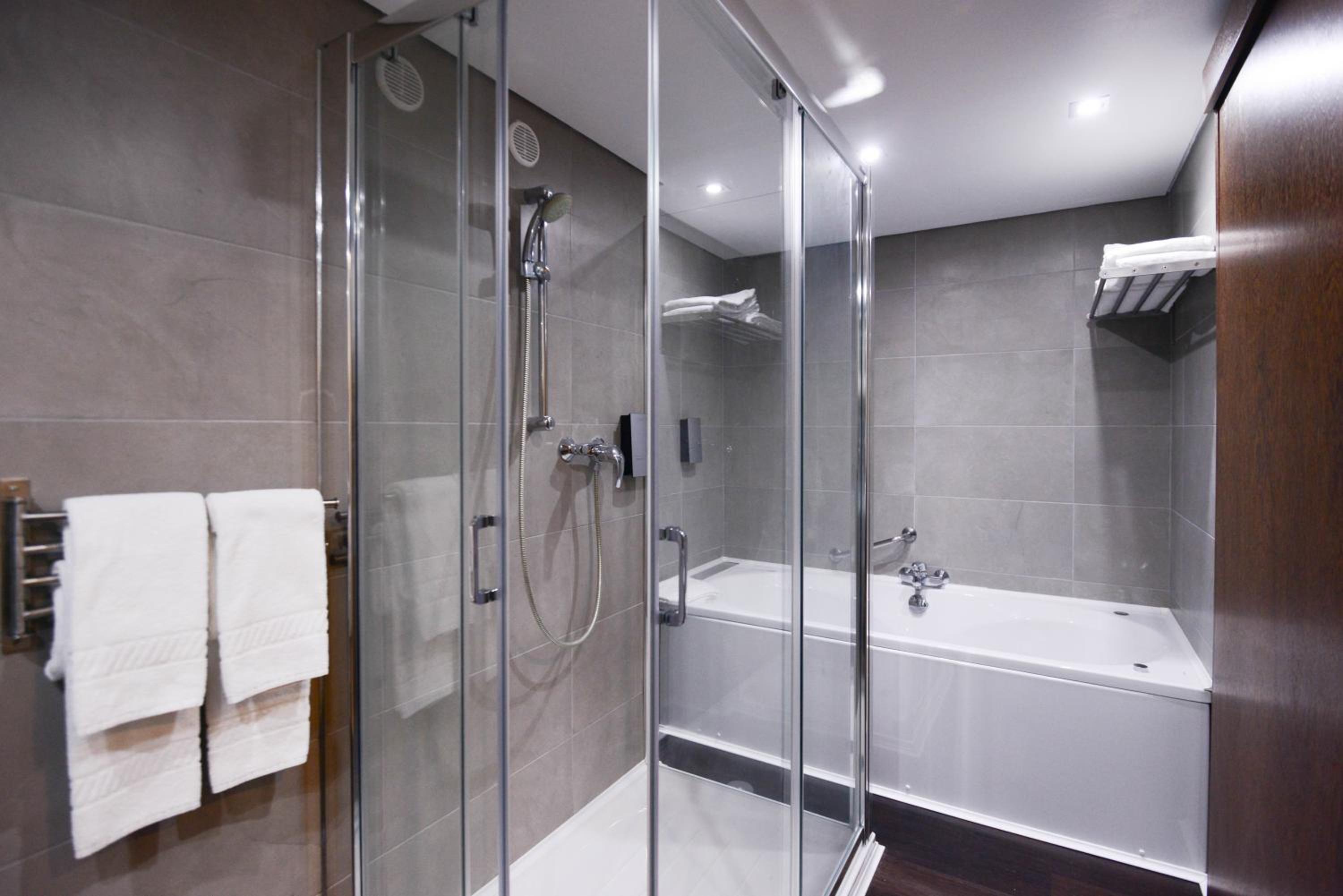 جناح ديلوكس، Hotel Dom Nuno 9/9