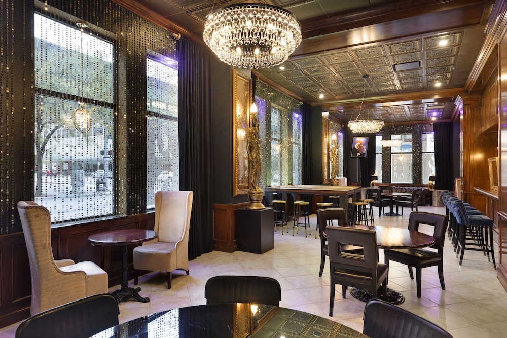 Des Lux Hotel 59/62