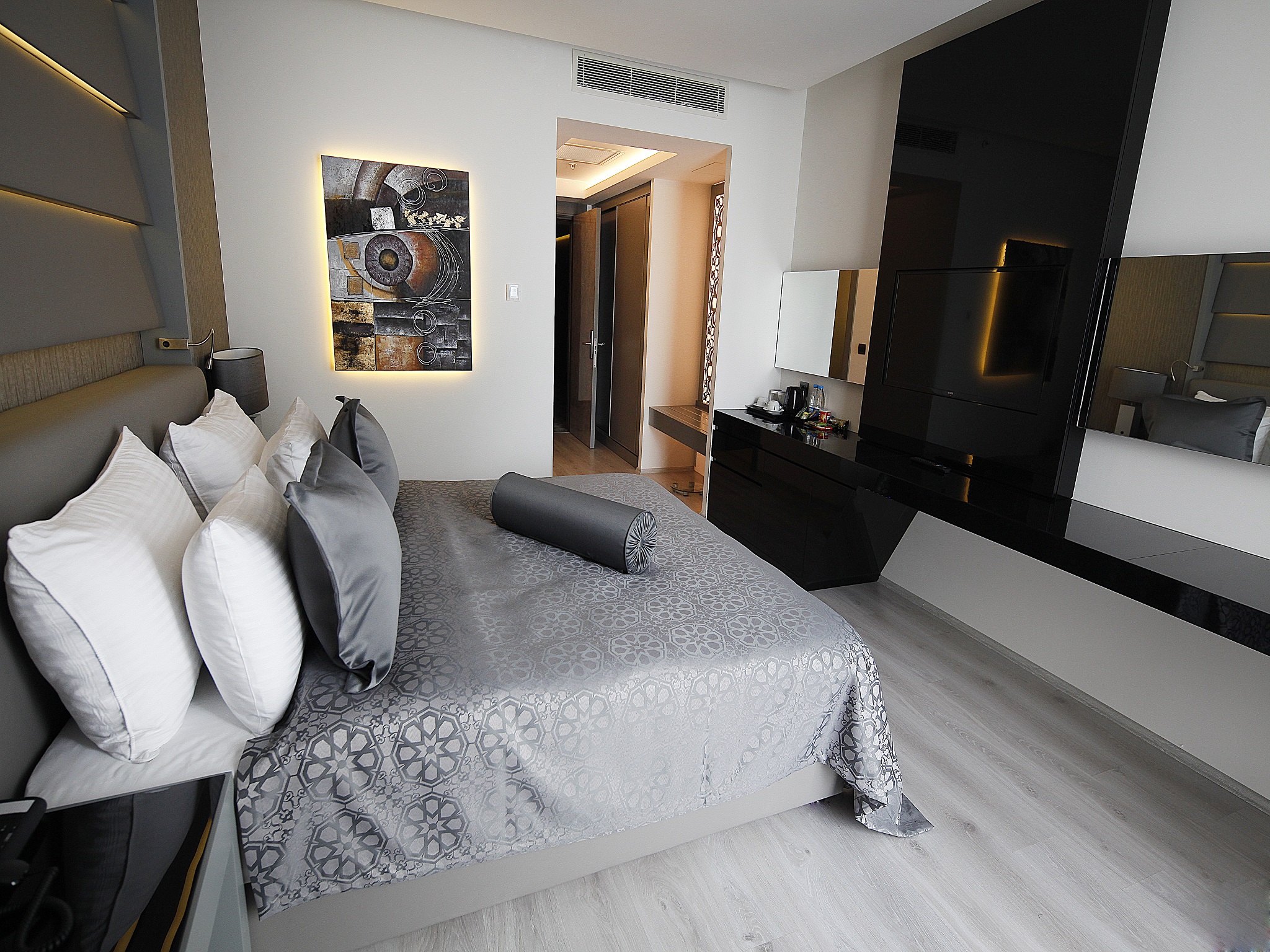 Deluxe, Twin Beds