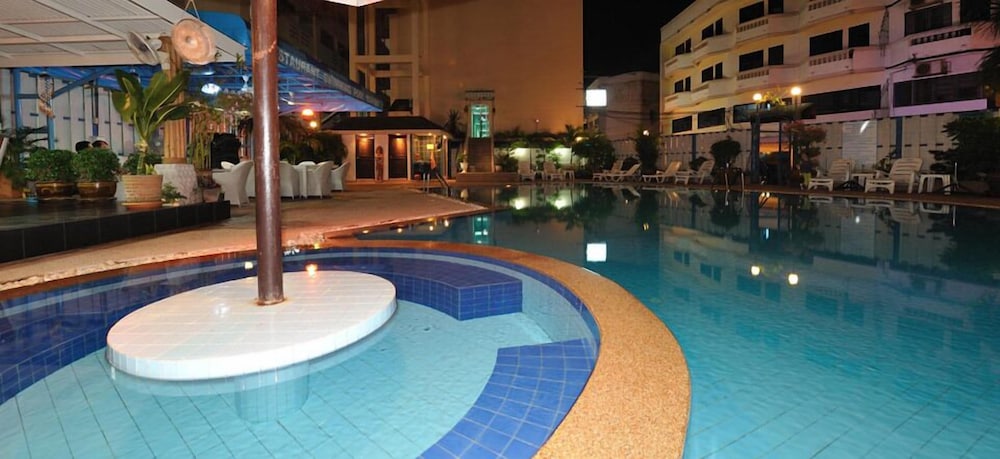 Marina Inn Pattaya 12/16
