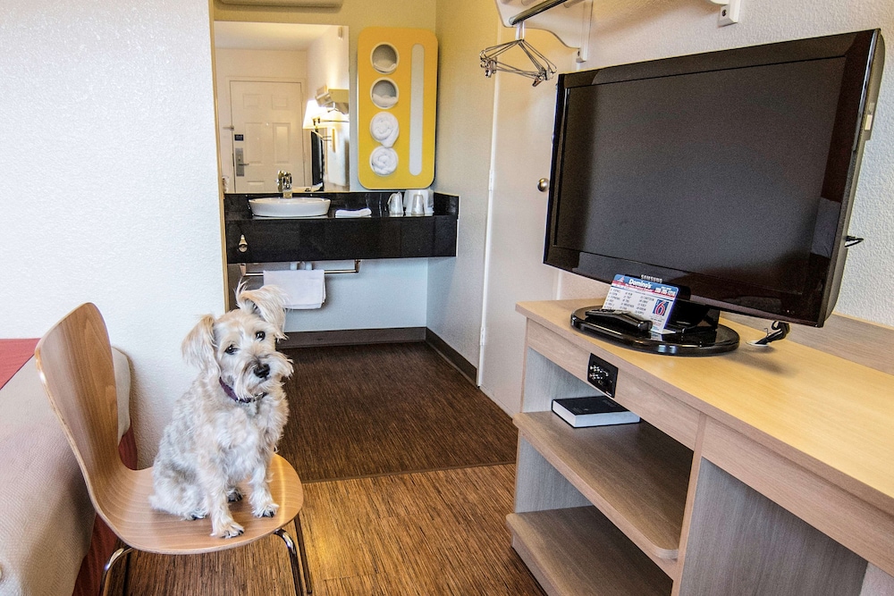 Motel6 Coeur D'Alene, ID 38/55