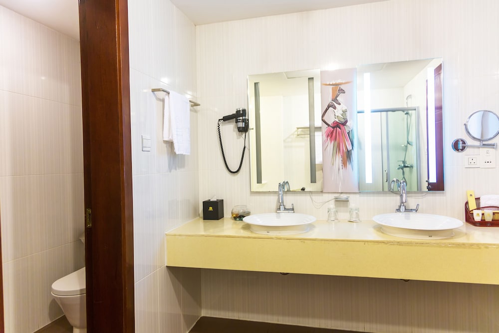 Best Western Premier Accra Airport Hotel 14/36
