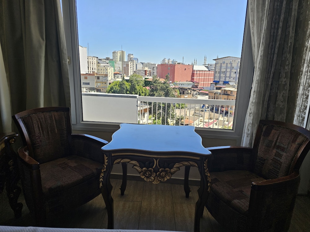 Adana Koza Hotel 36/37