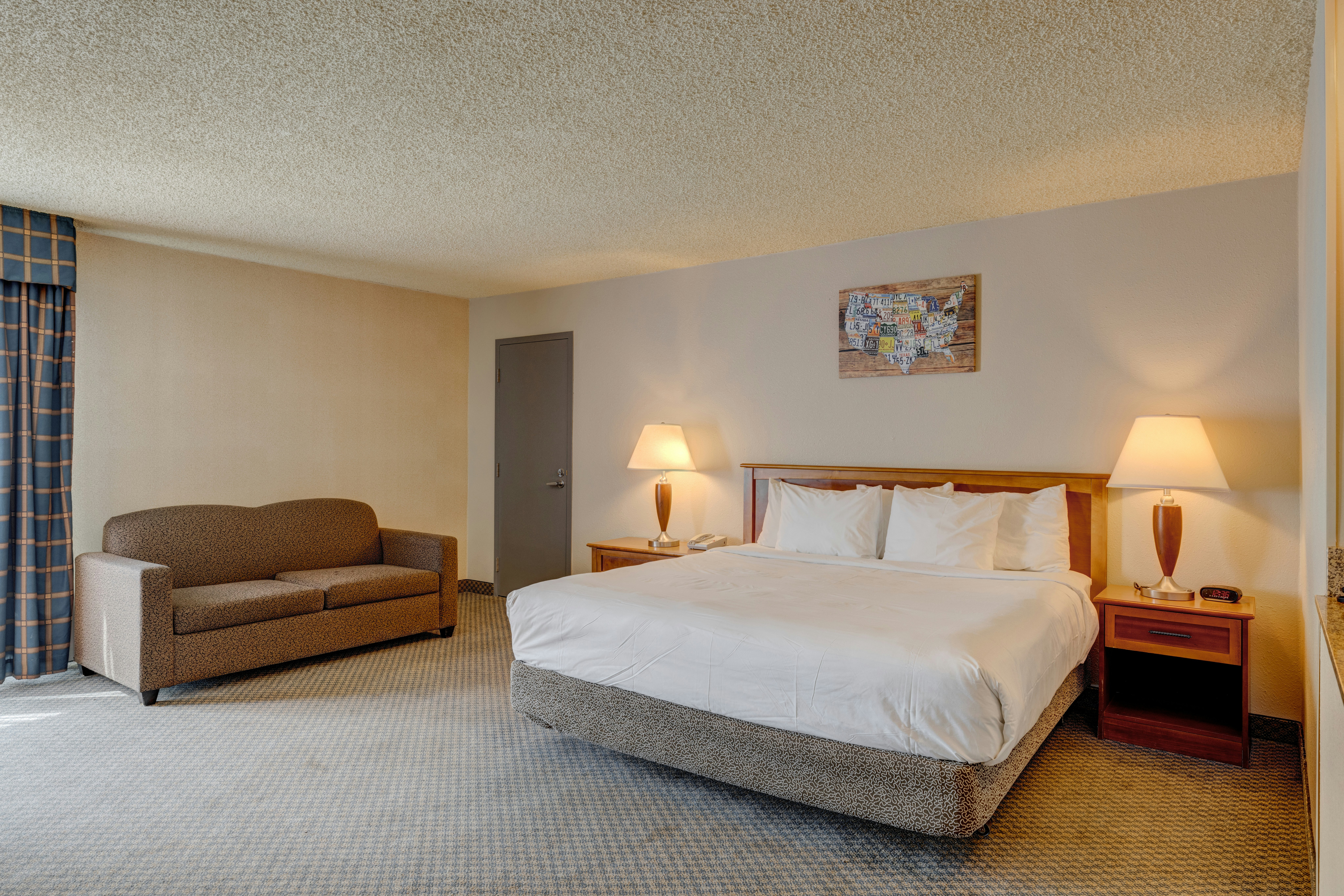 Riverside Hotel & Conference Center 21/60