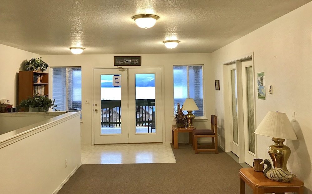 Lake View Suites Yellowstone 16/39