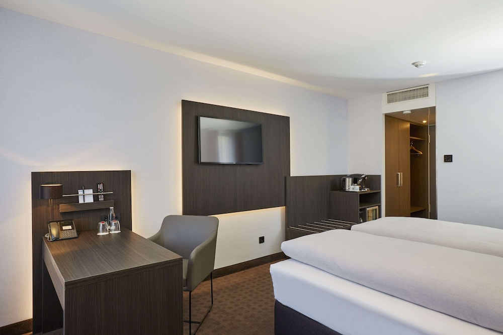 غرفة كومفورت بسرير مزدوج، H4 Residenzschloss Bayreuth Formerly Ramada Hotel Residenzschloss 3/4