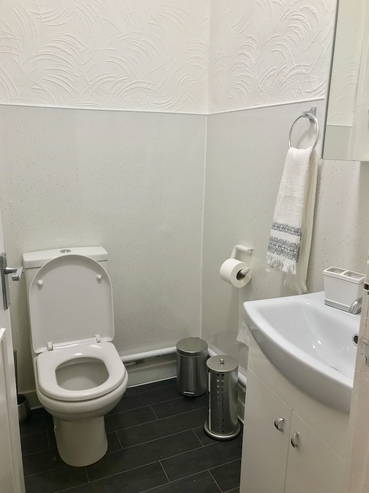 233 Leith Apartment 20/24