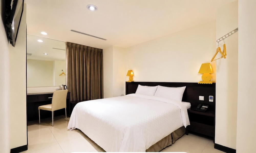 Bravo Hotel 18/43