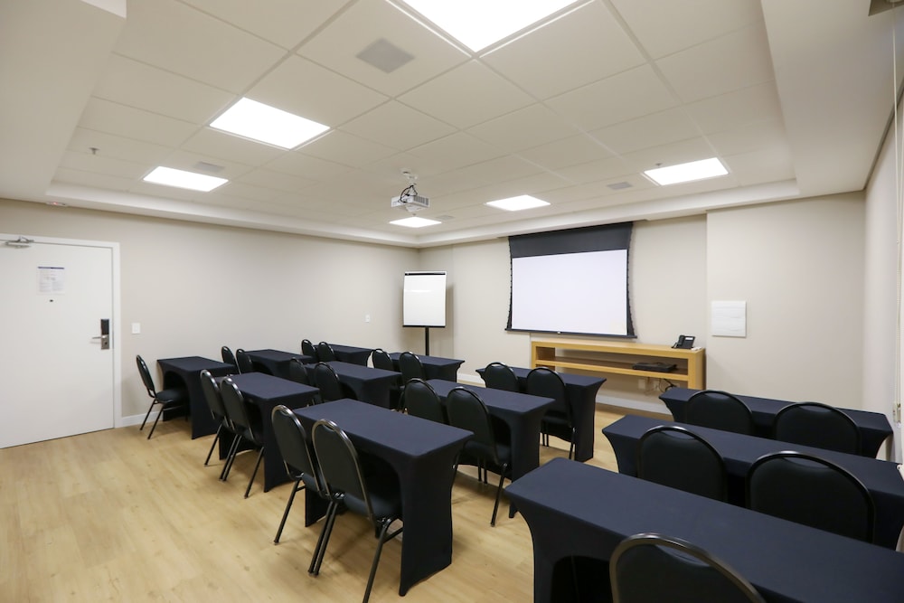 Comfort Suites Sao Jose do Rio Preto 39/50