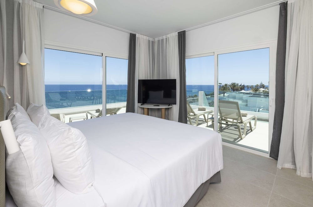 Radisson Blu Resort Lanzarote Adults Only 10/50