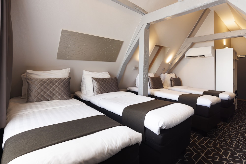 Hotel CC 16/50