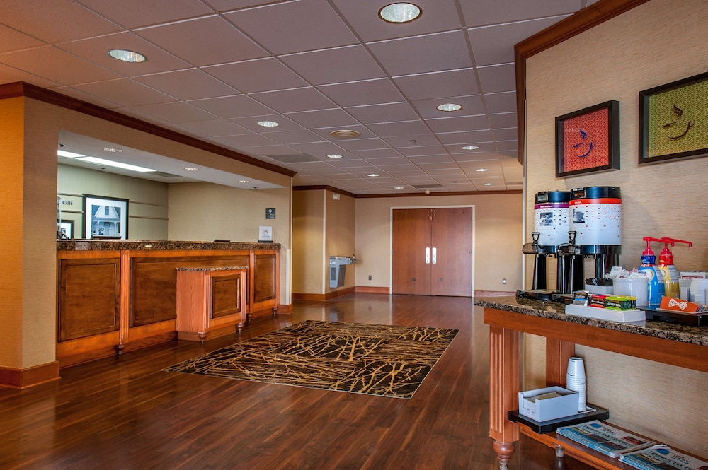 Hampton Inn By Hilton Bowling Green 6/36
