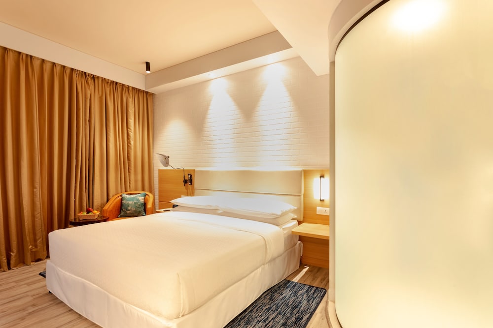 Four Points By Sheraton Chennai Omr 9/35