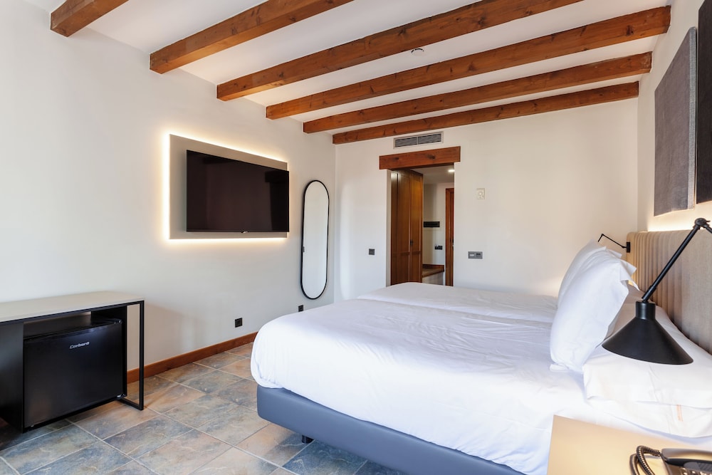 4US RIOJA WINE HOTEL 18/41