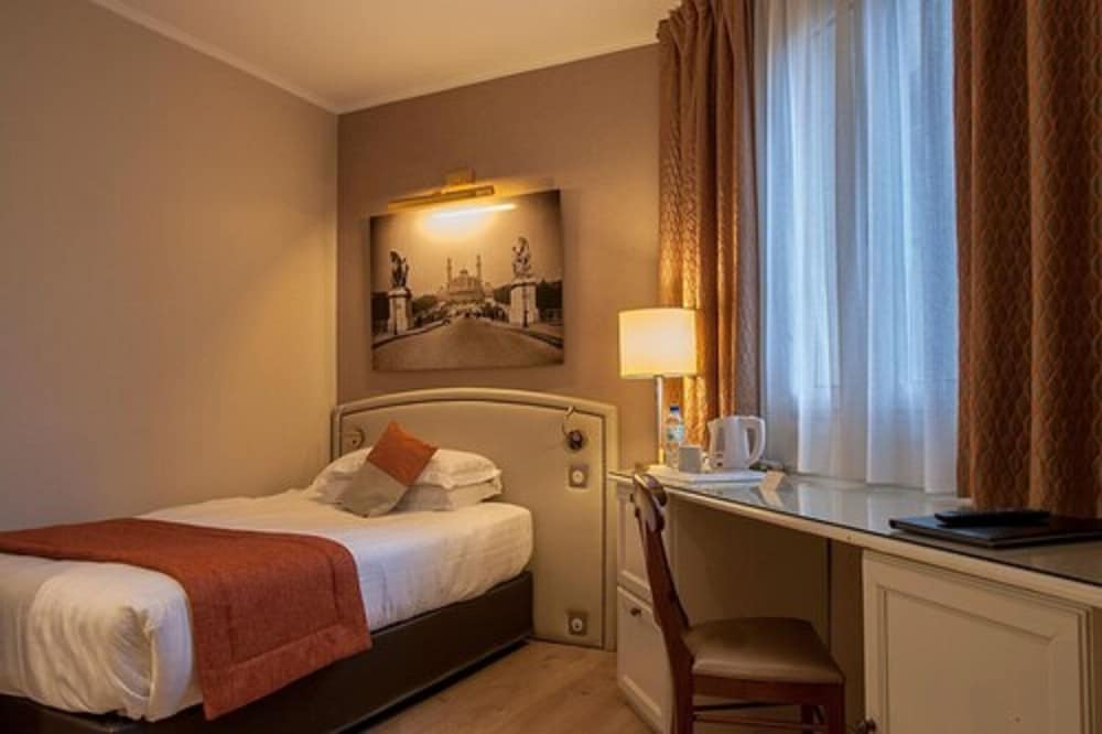 Best Western Au Trocadero 35/71