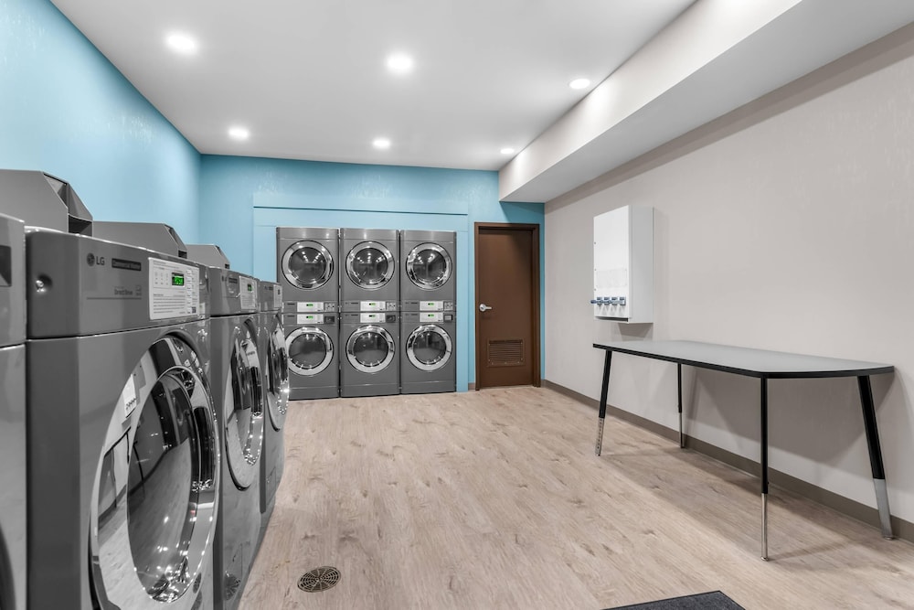 WoodSpring Suites Harrisburg Carlisle 37/51