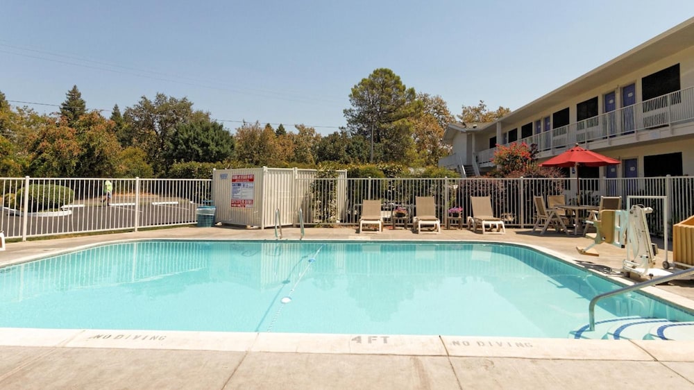 Motel6 Chico, CA 9/39