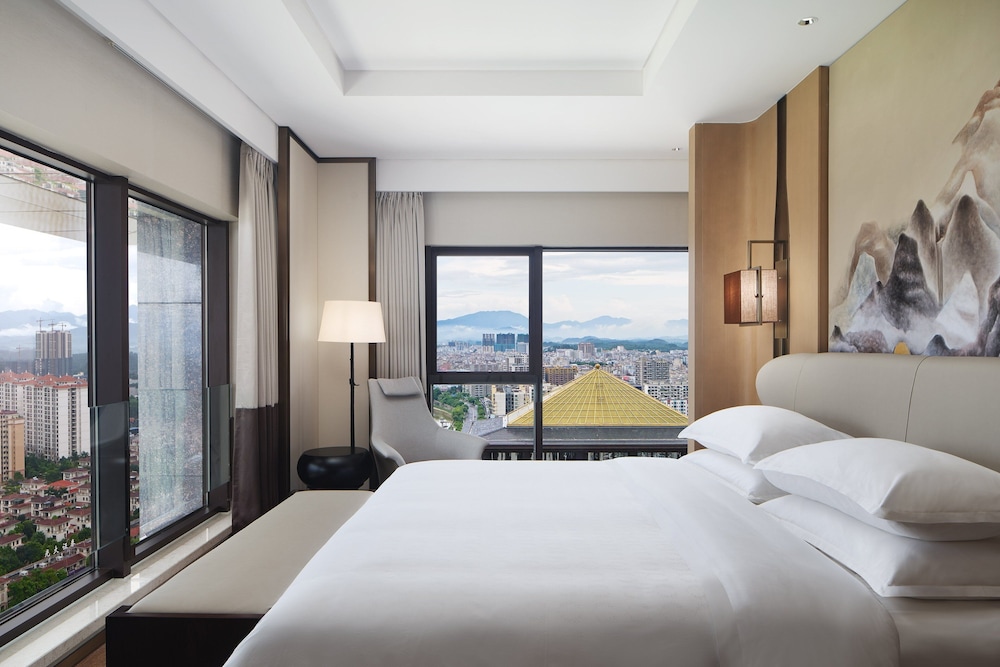 Sheraton Yunfu Xinxing Hotel 9/55