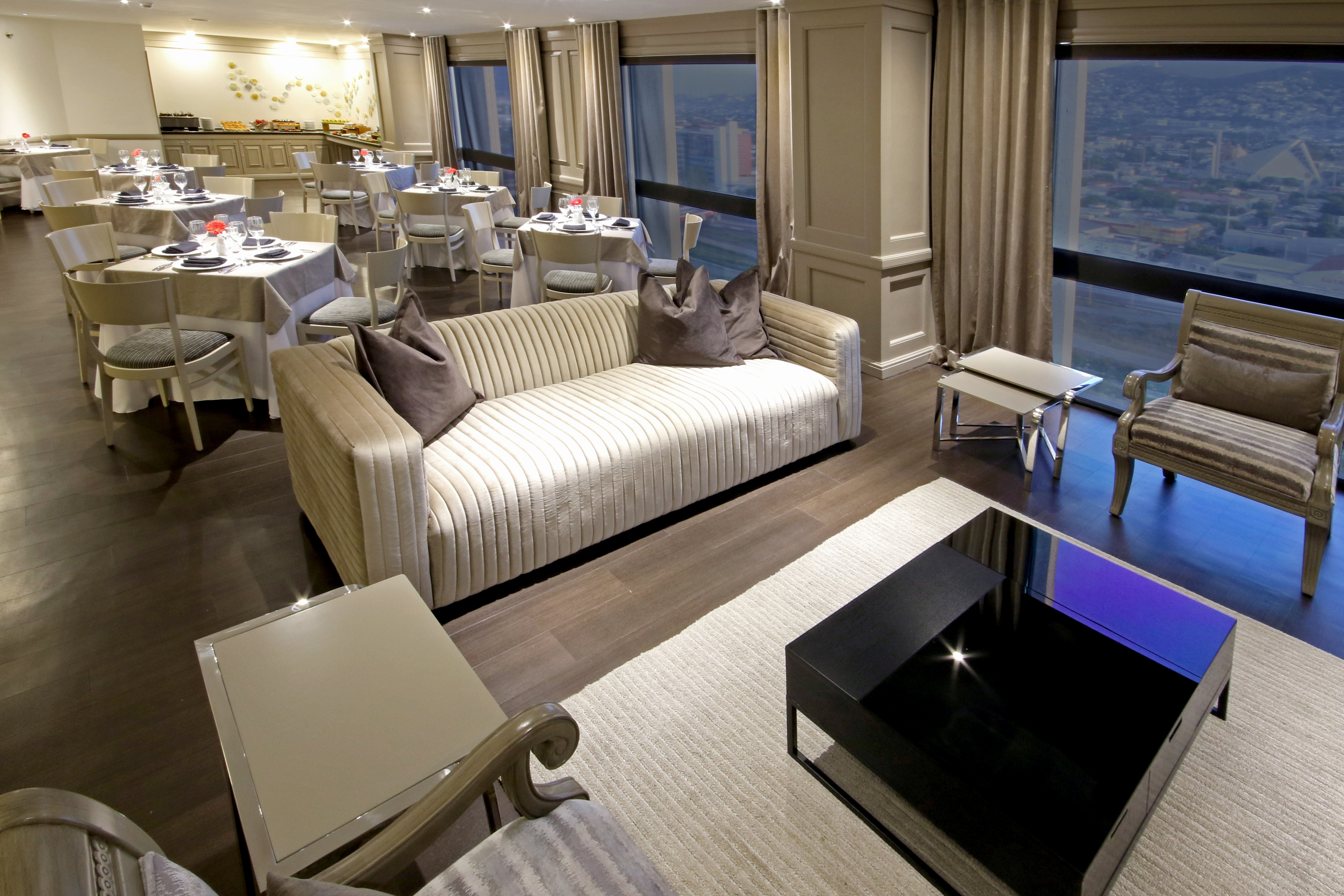 Crowne Plaza Monterrey 53/74