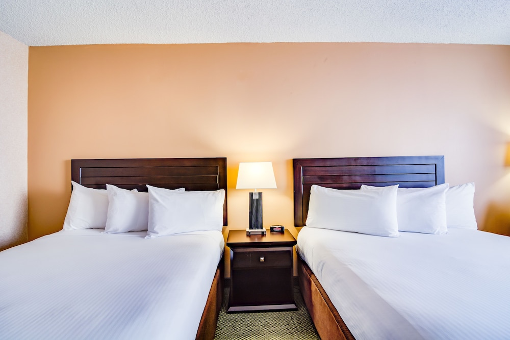 Sawridge Inn Edmonton South 25/49