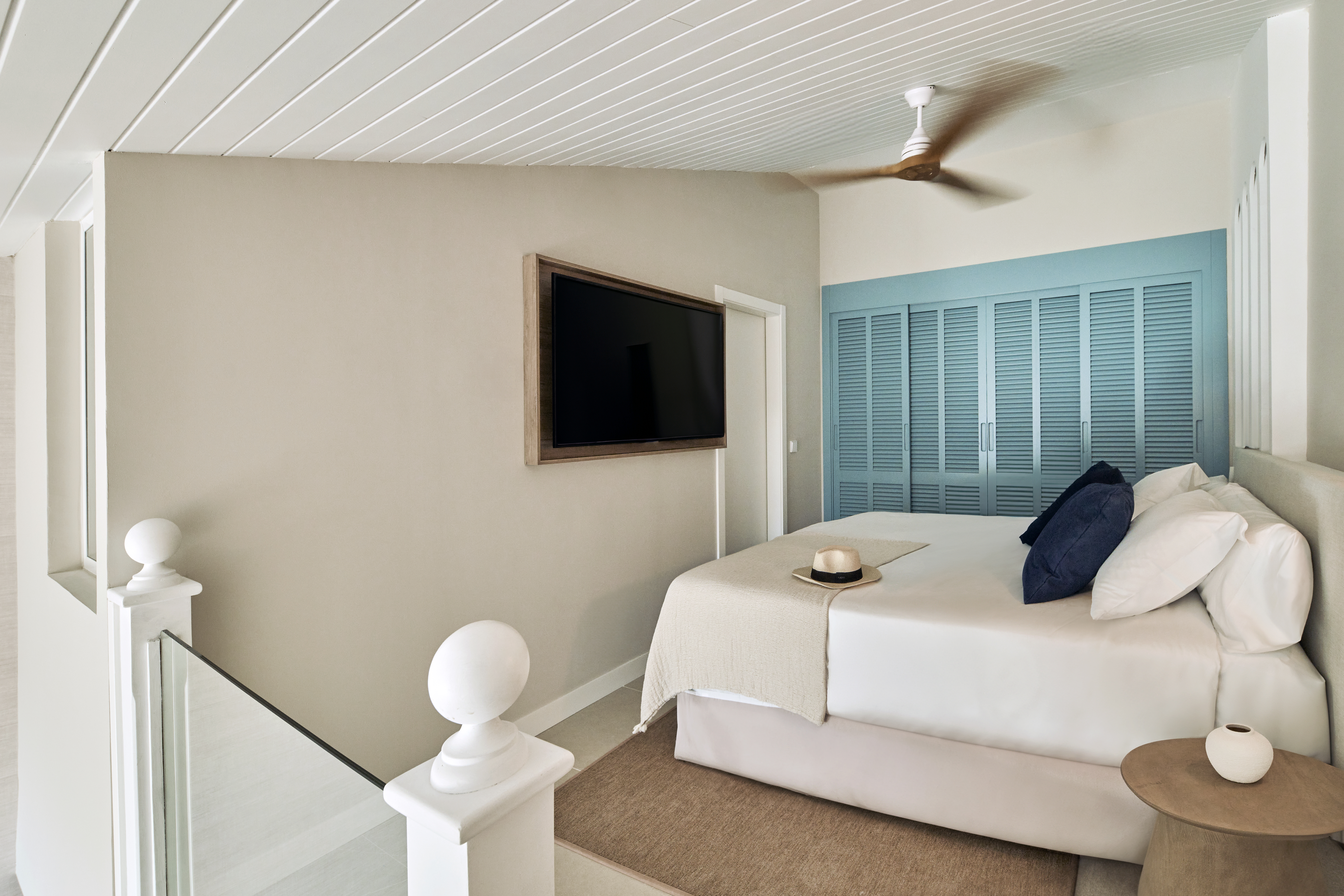 Sea View Mezzanine Suite