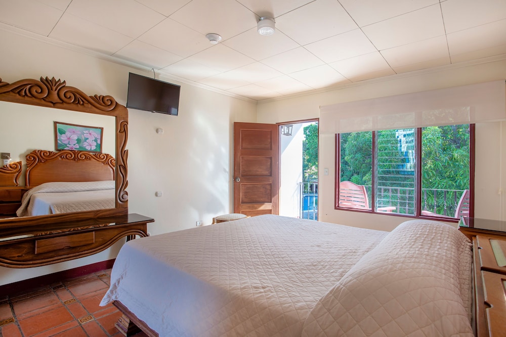Hotel Boyeros 16/62