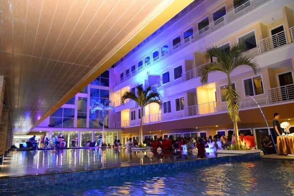 Sylvia Hotel Premier Kupang 11/57