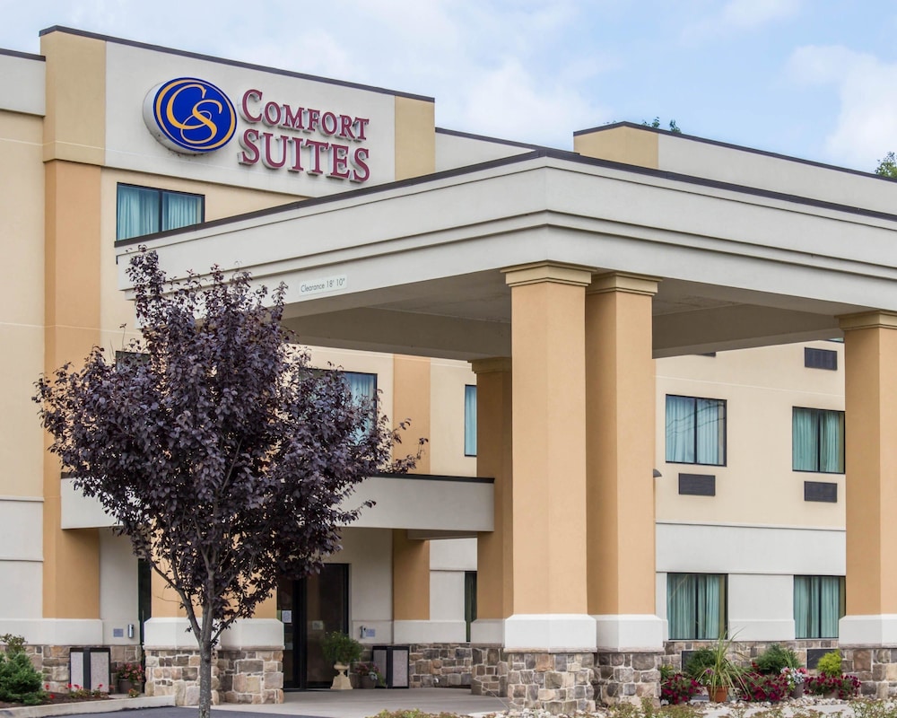 Comfort Suites Lewisburg, PA 7/48