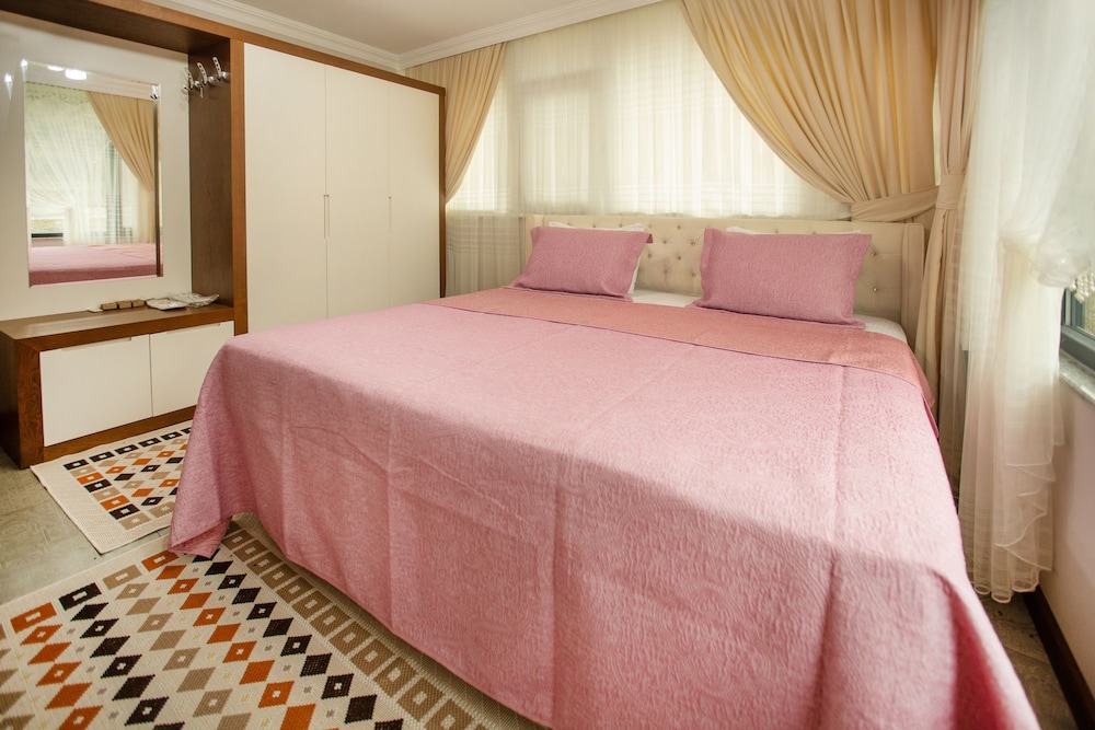 Jolnar Garden Hotel 18/50