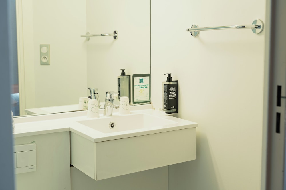 Ibis Budget Thonon Les Bains 49/52
