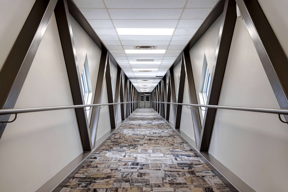 Days Inn & Conference Centre by Wyndham Prince Albert 40/57