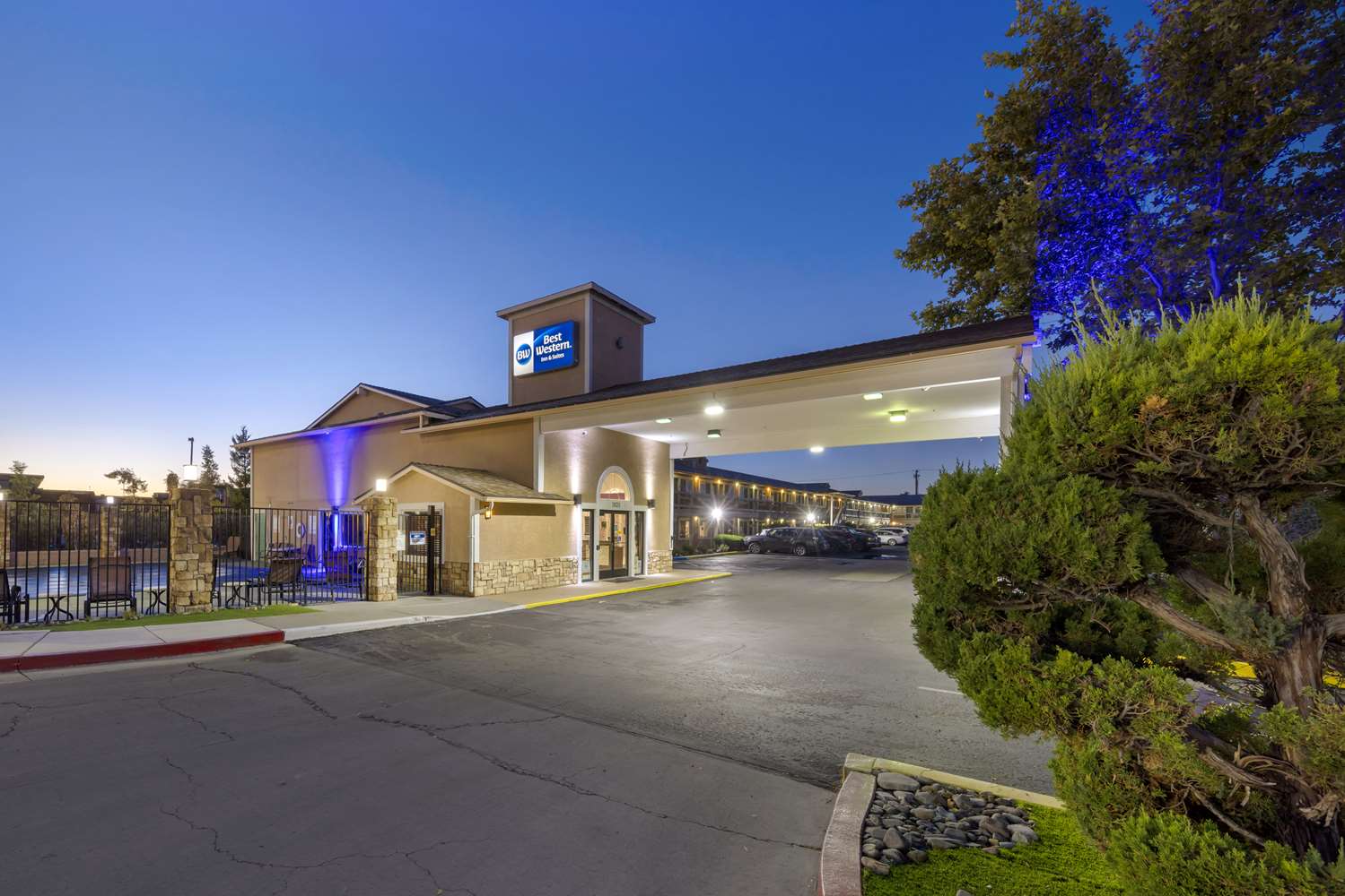 Best Western Fallon Inn And Suites 39/41