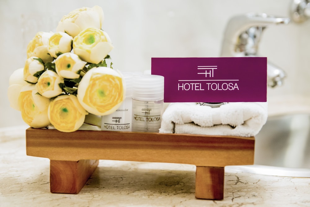 HOTEL TOLOSA 61/75