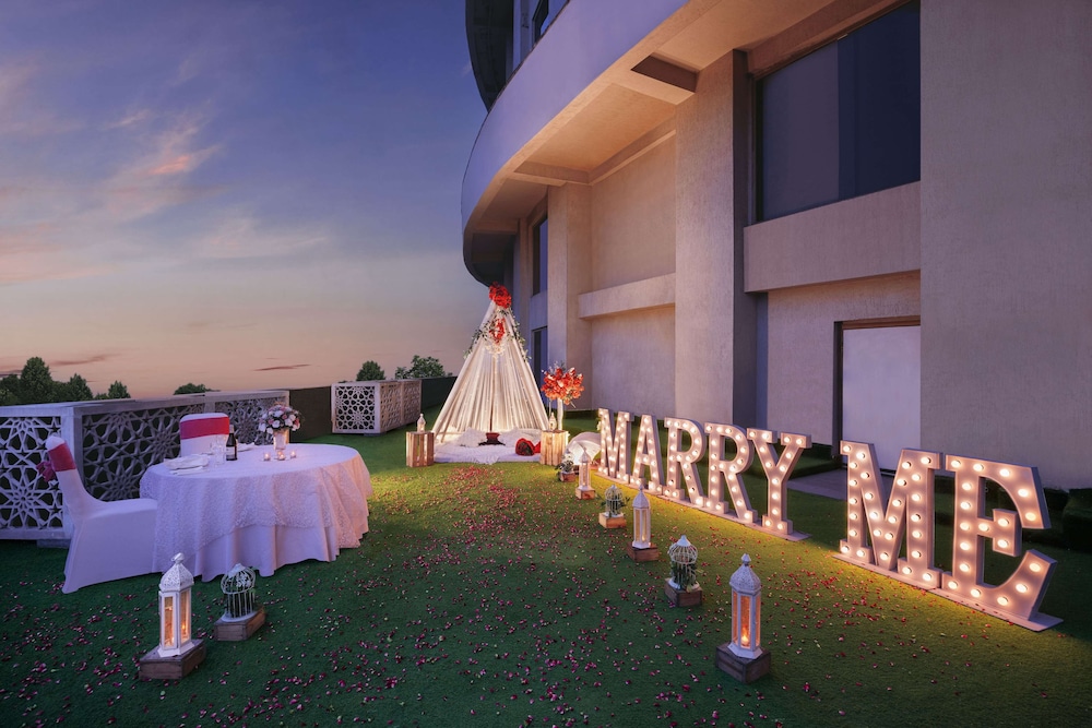 Radisson Blu Hotel, New Delhi Dwarka 48/50
