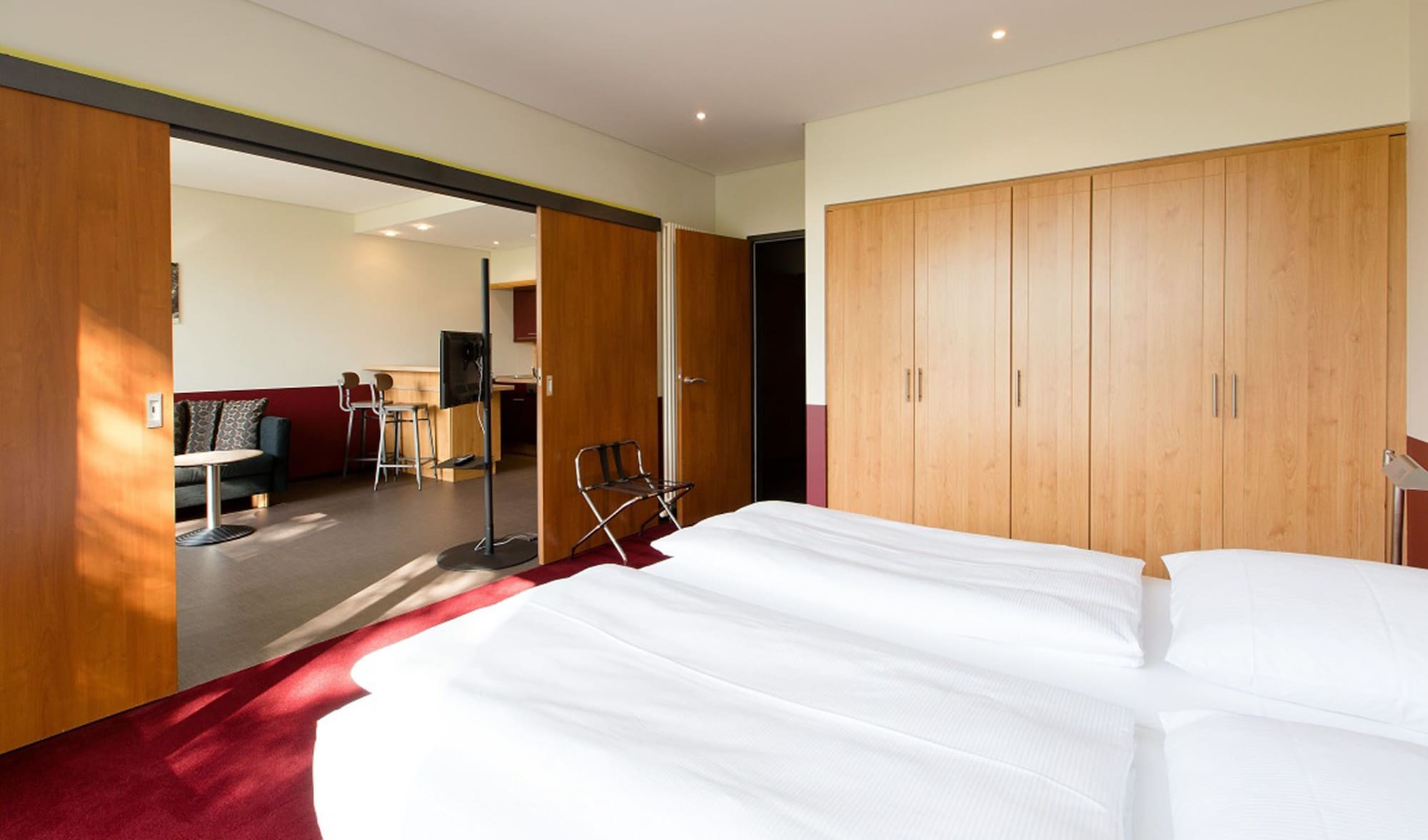 GRAND, SUITE, PARK VIEW
