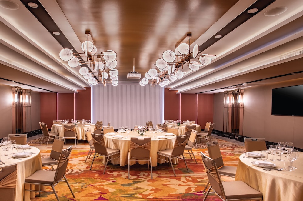 Samala Bangkok Sukhumvit 15 by Kingston Hotels 37/44