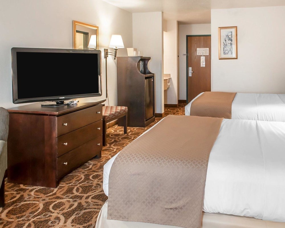 Premier Extended Stay Hobbs 17/45