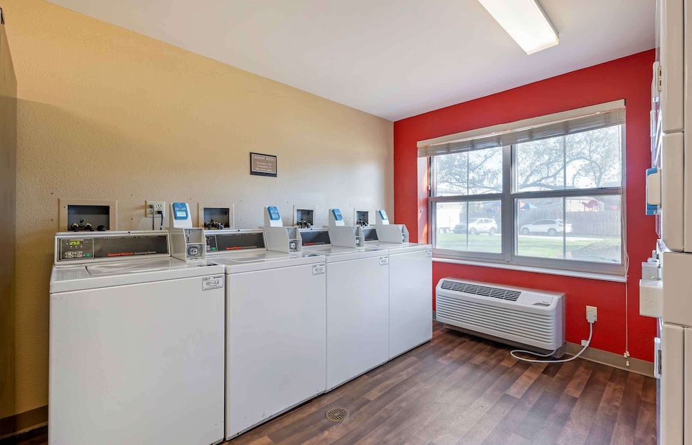 Extended Stay America - Chicago- O'hare - Allstate Arena 46/51