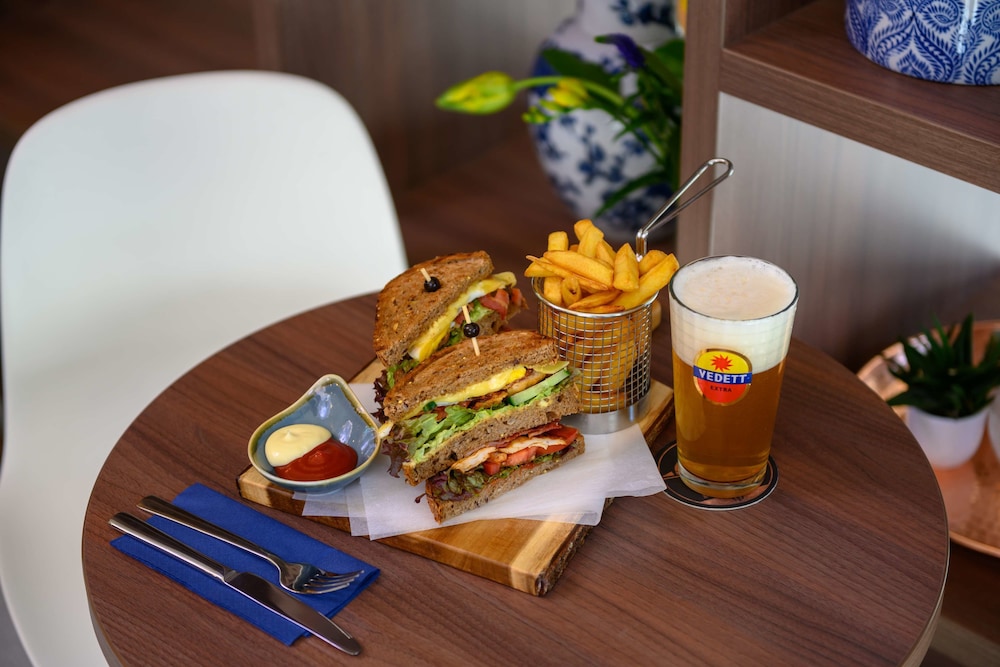 Tulip Inn Antwerpen 27/50