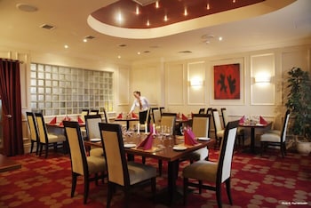 Tara Hotel 22/28
