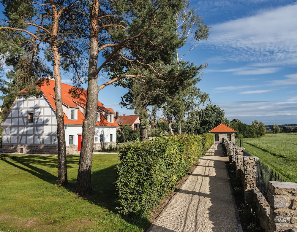 Hotel Dorfmuhle 22/36