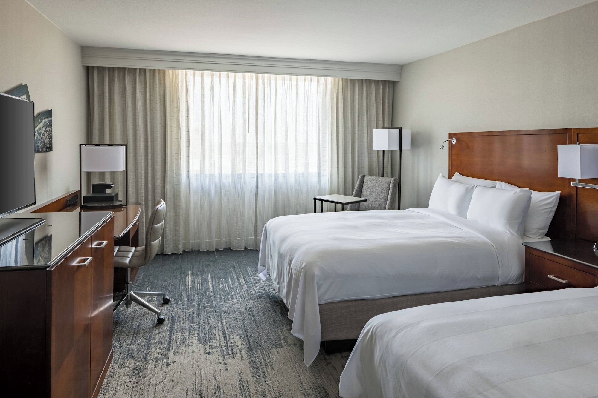 غرفة كلوب بسريرين مزدوجين لذوي الإعاقة